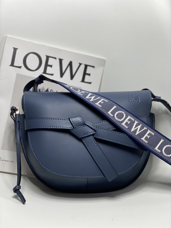 Loewe 126 1