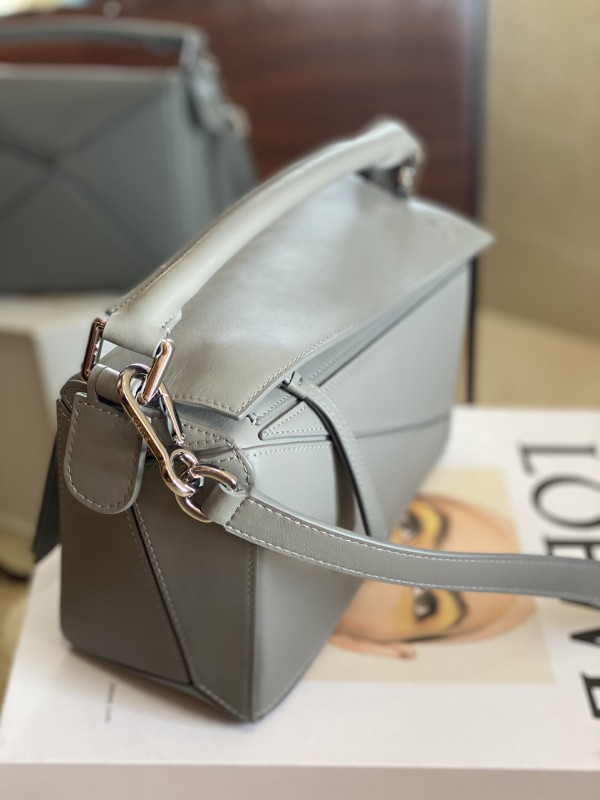 Loewe 136 1