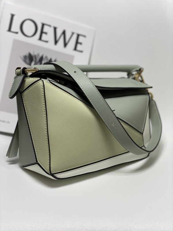 Loewe 142 1