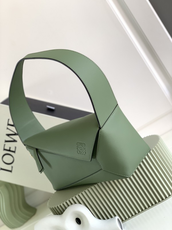Loewe 207 1