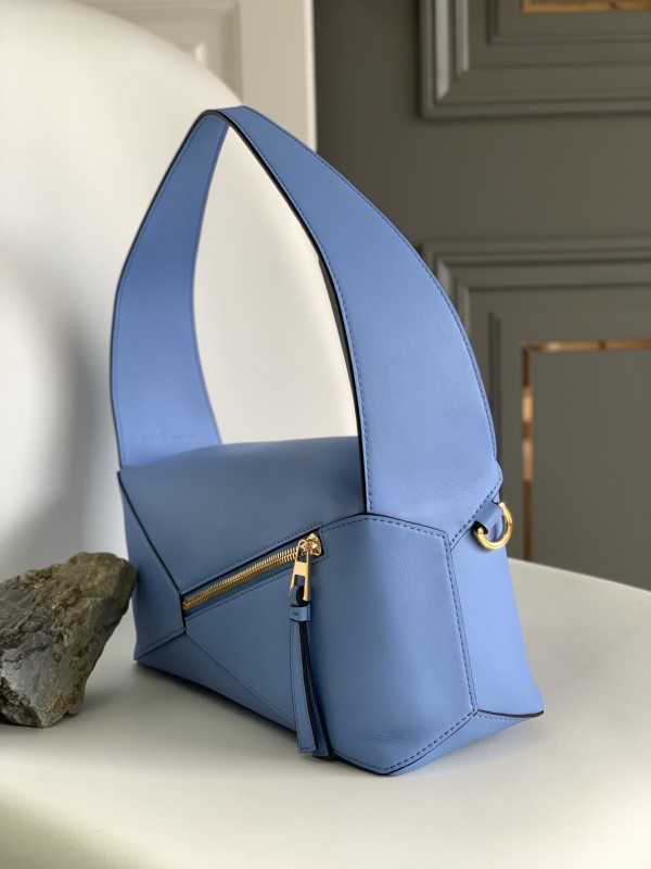Loewe 211 1