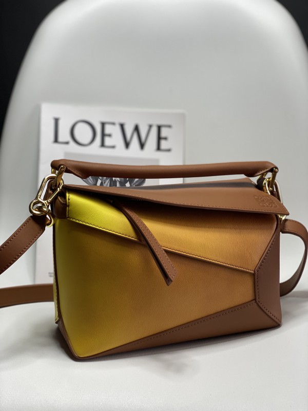 Loewe 213 1