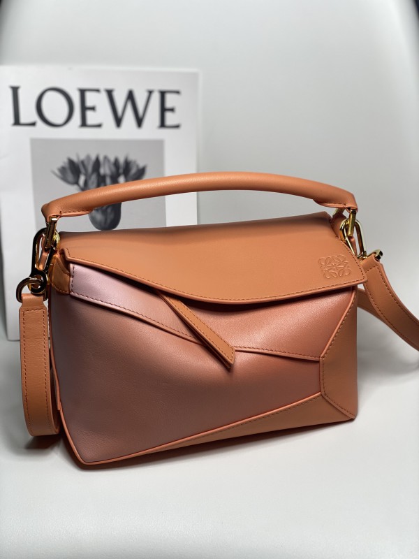 Loewe 216 1
