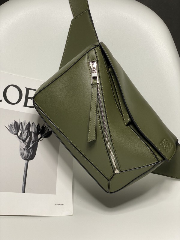 Loewe 217 1