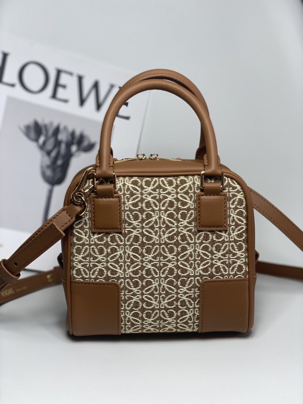 Loewe 221 1