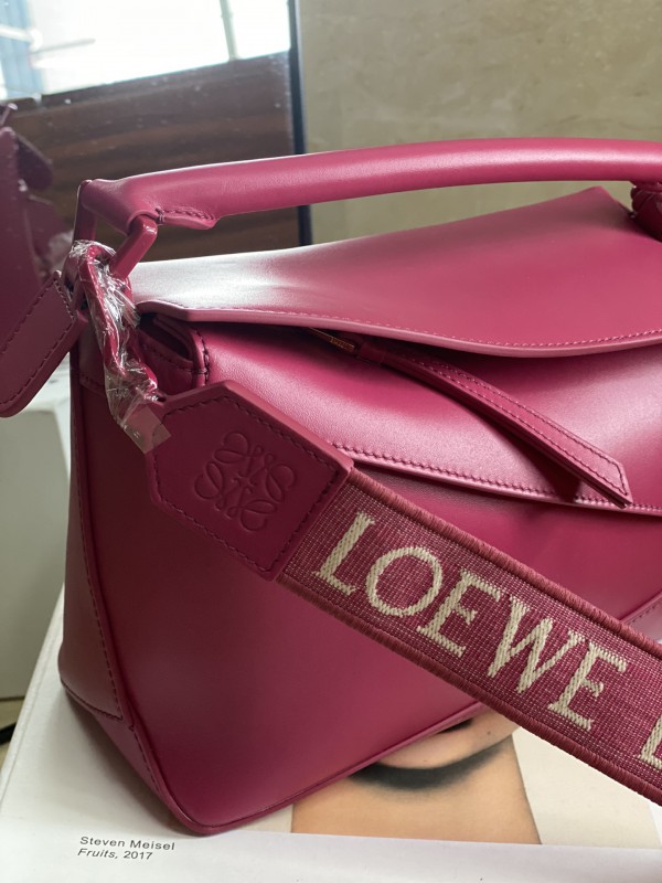 Loewe 240 1