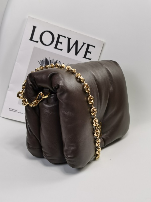 Loewe 249 1