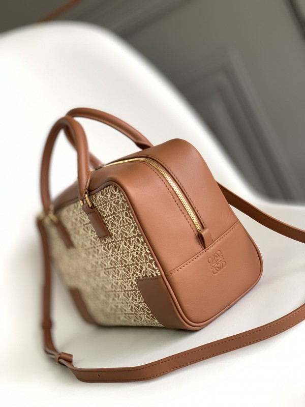 Loewe 257 1