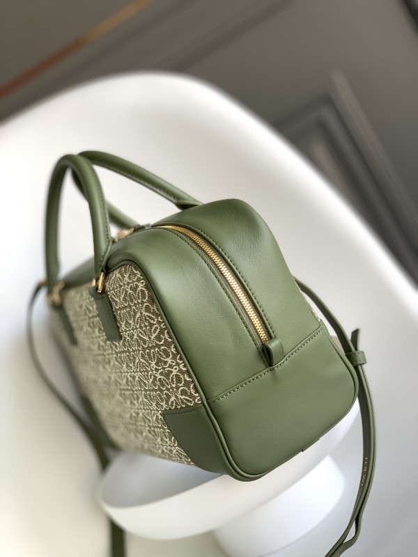 Loewe 258 1