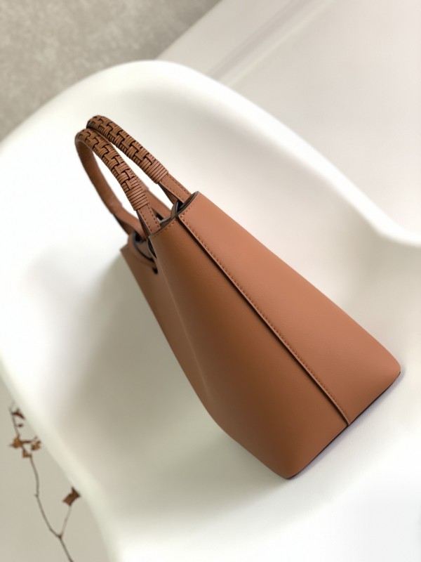 Loewe 267 1