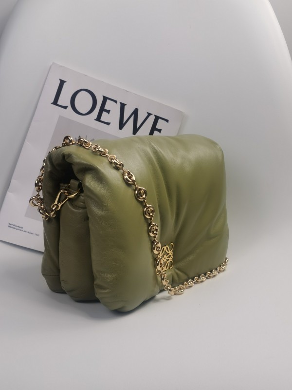 Loewe 269 1