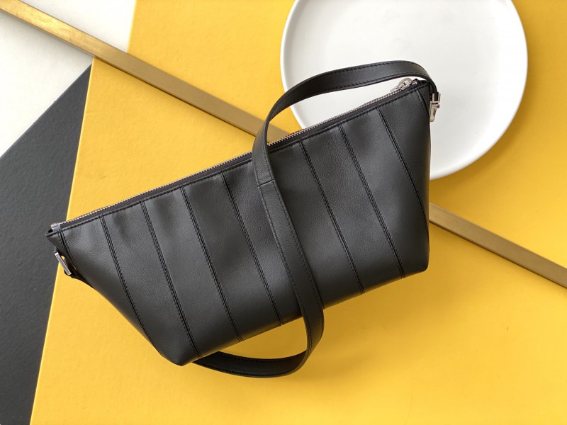 YSL 150 1