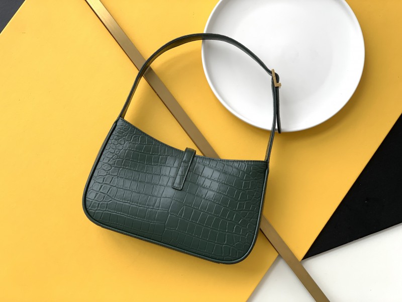 YSL 209 1