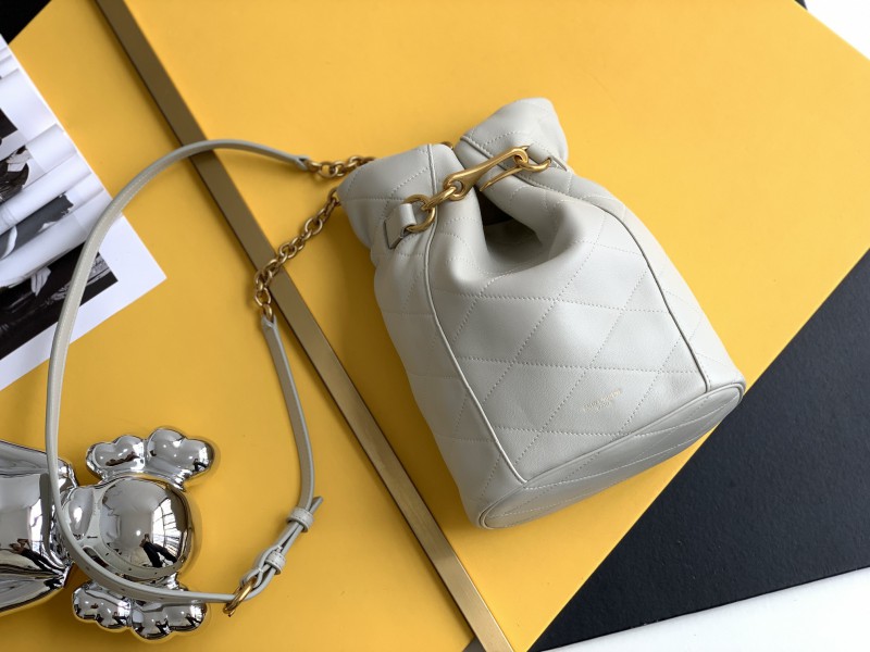 YSL 424 1