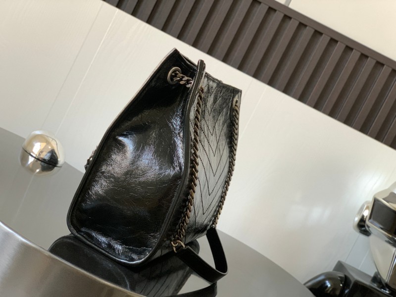 YSL 449 1