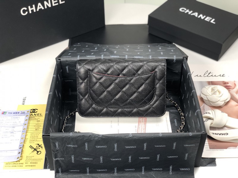 Chanel 001 1