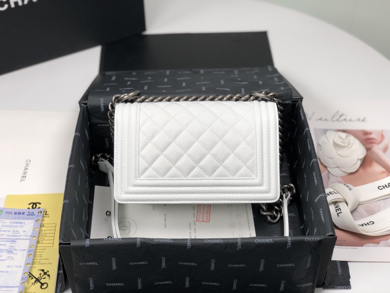 Chanel 013 1
