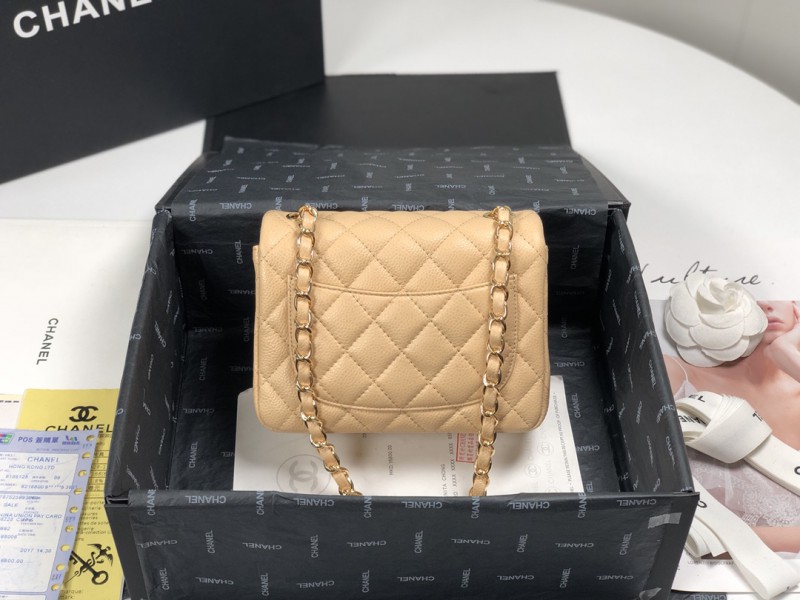 Chanel 040 1