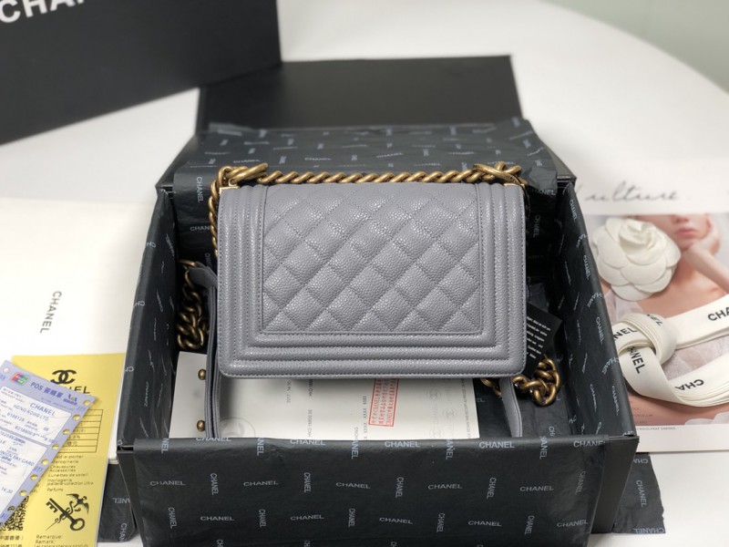 Chanel 068 1