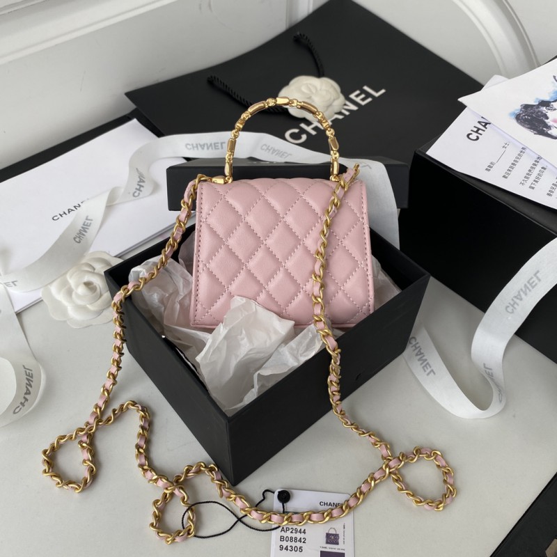 Chanel 101 1