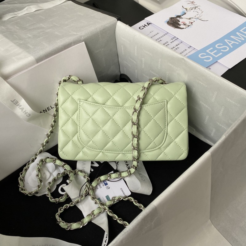 Chanel 208 1