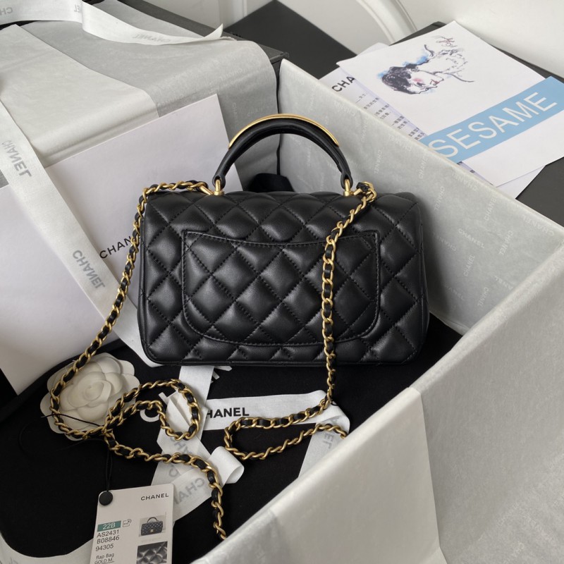 Chanel 372 1