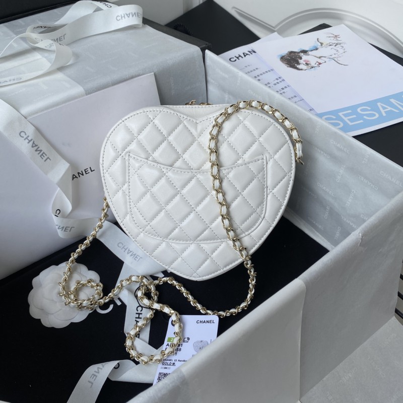 Chanel 389 1