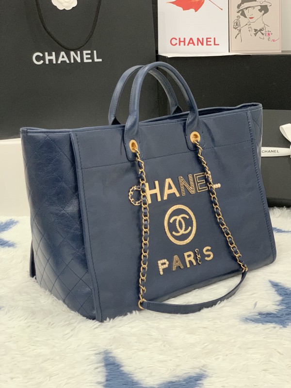 Chanel 561 1