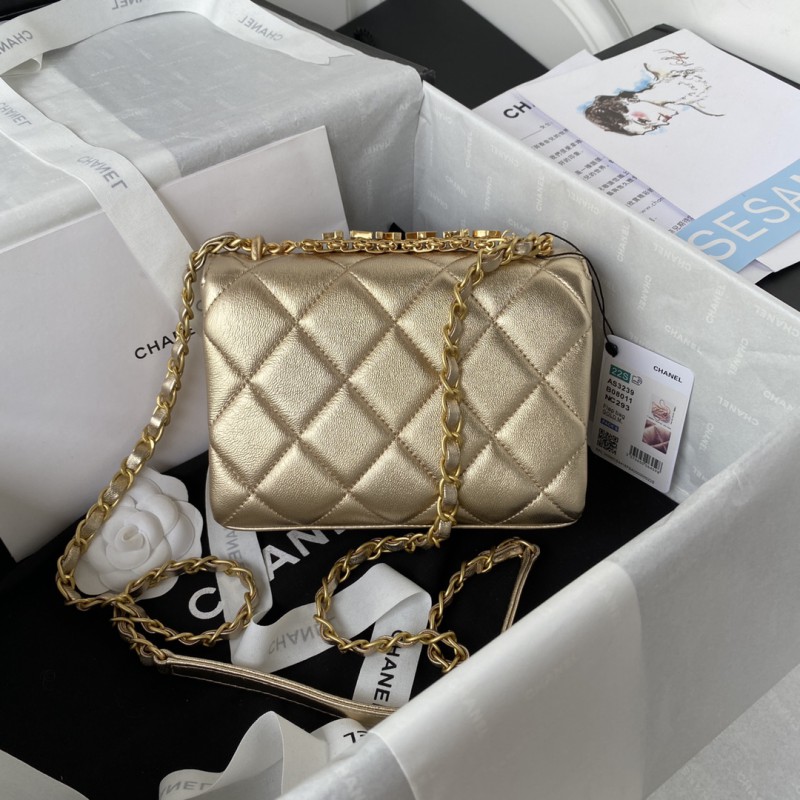 Chanel 581 1