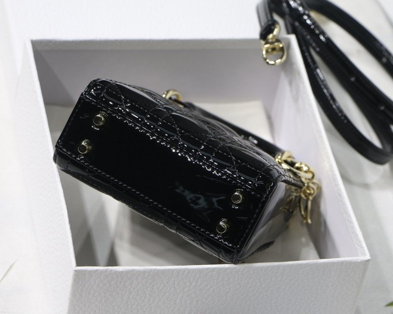 Dior 050 2