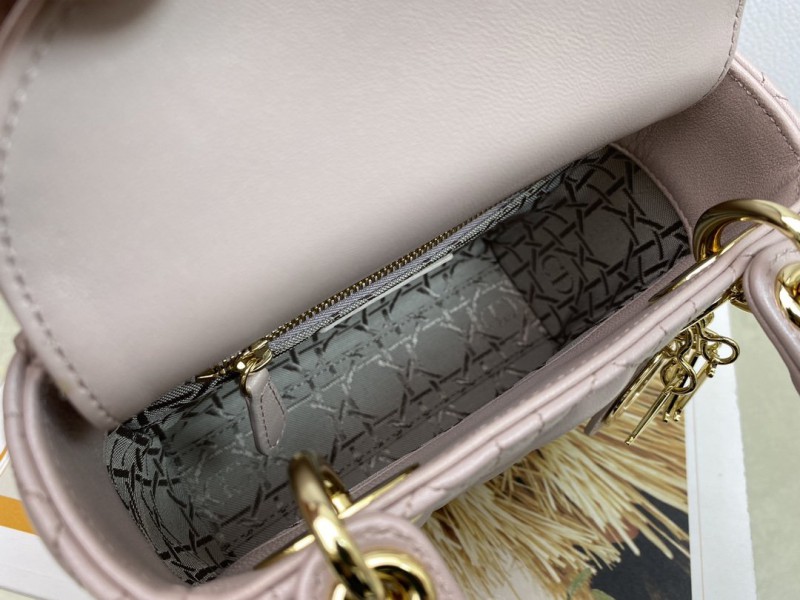 Dior 104 2