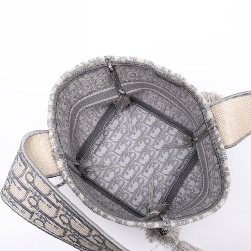 Dior 140 2