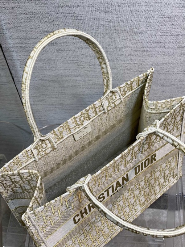 Dior 226 2