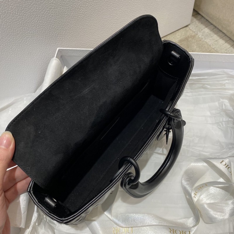 Dior 236 2
