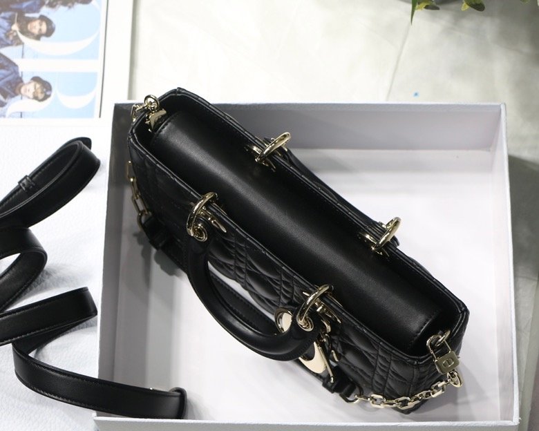 Dior 251 2
