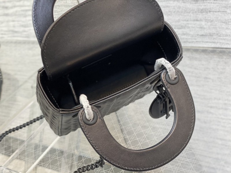 Dior 252 2
