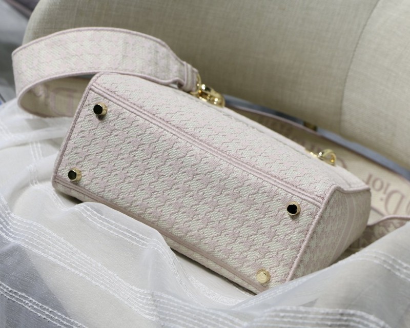 Dior 270 2