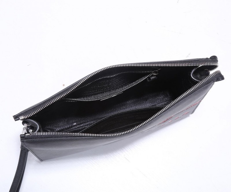 Prada 022 2