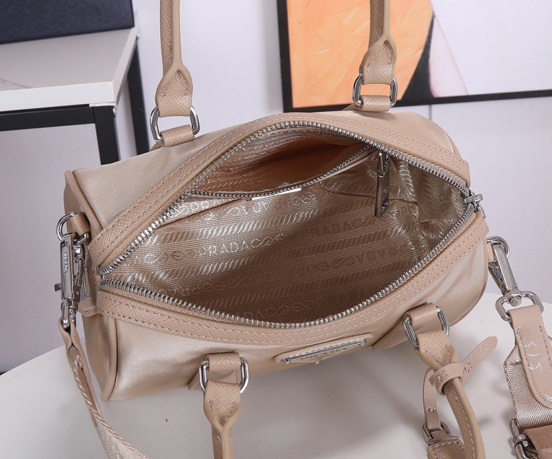 Prada 034 2