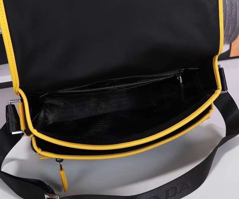 Prada 045 2