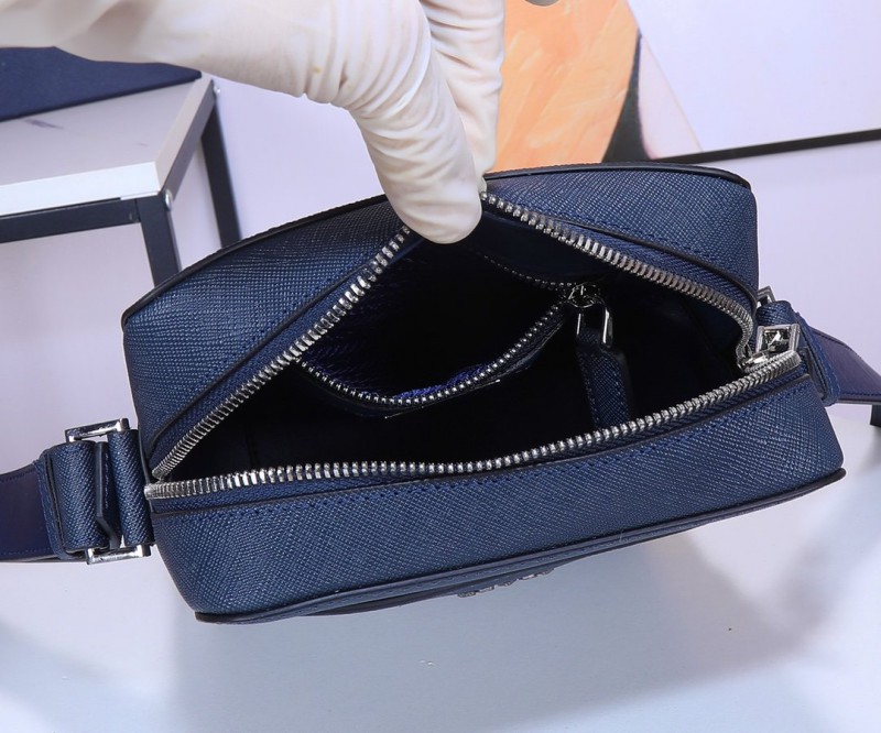 Prada 049 2