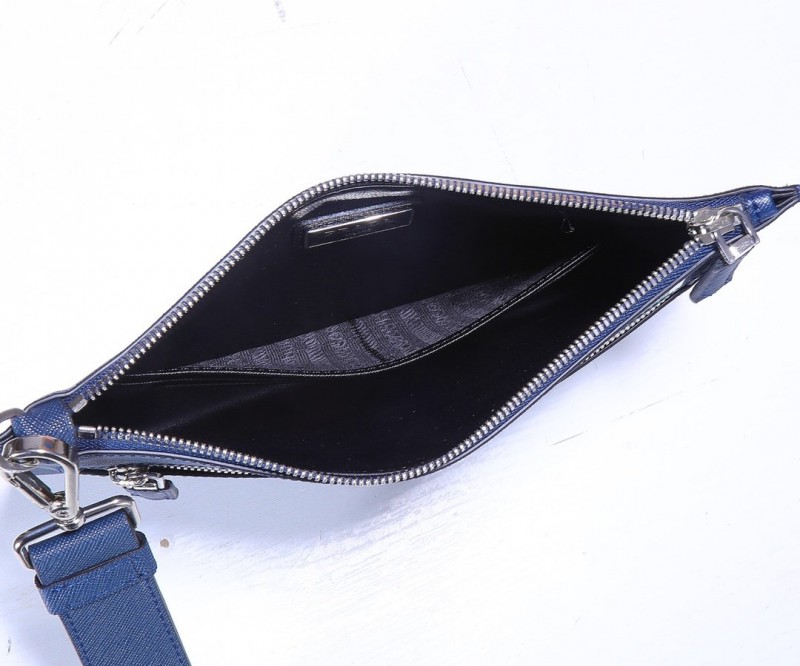 Prada 064 2