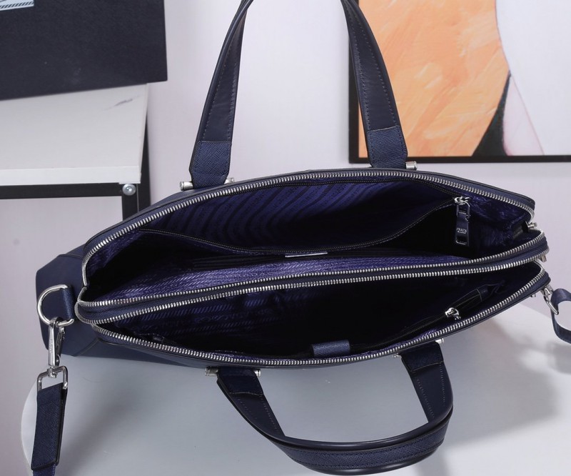 Prada 065 2