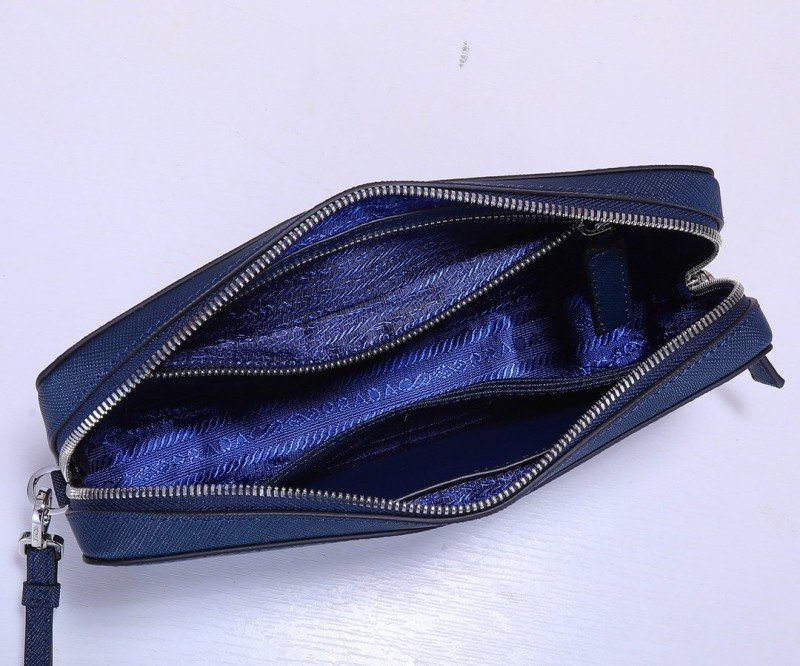 Prada 075 2