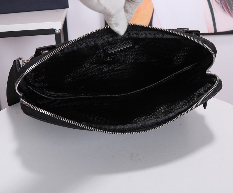 Prada 076 2