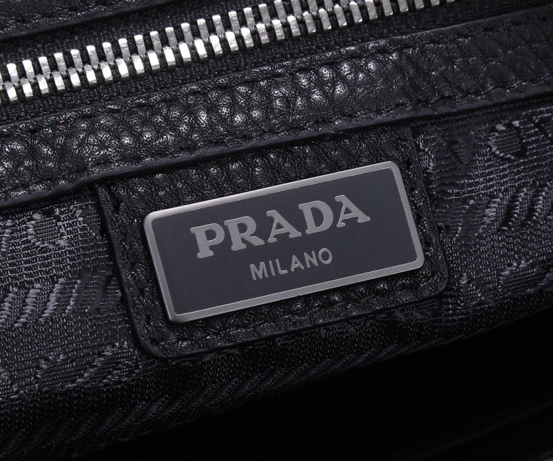 Prada 079 2
