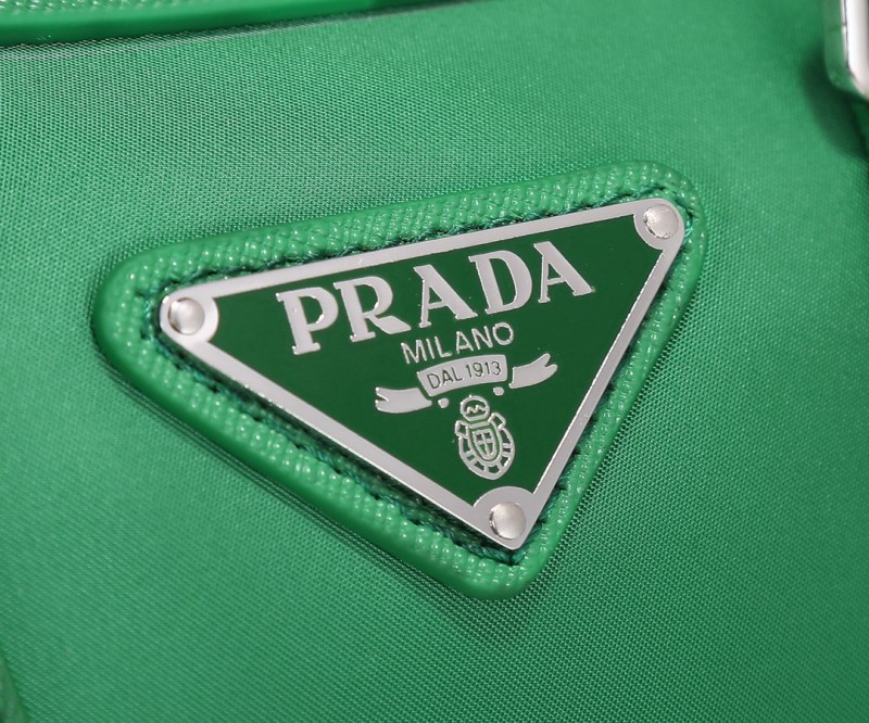 Prada 082 2