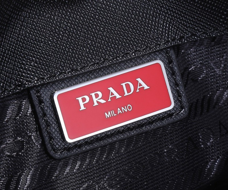Prada 105 2