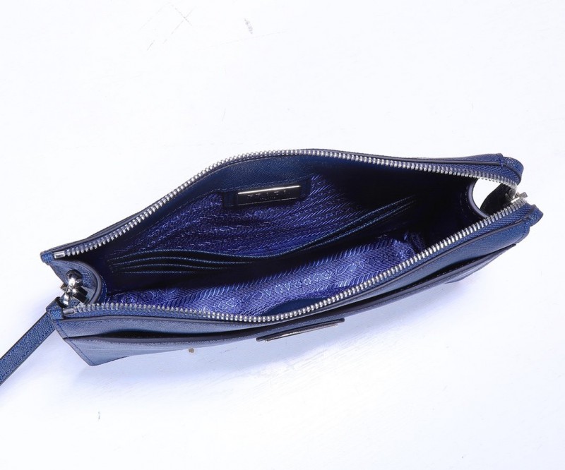 Prada 112 2