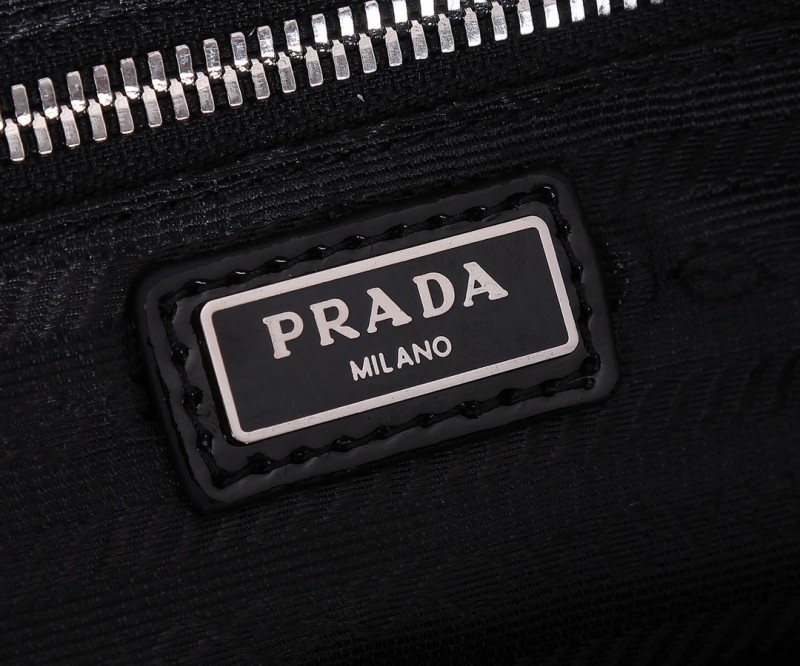 Prada 129 2